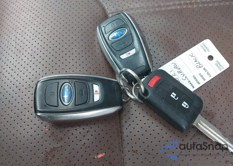 2021 Subaru Forester Touring z USA, uszkodzony, nr VIN JF2SKAXC2MH564542